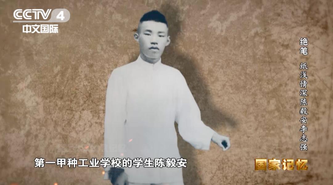 DƬ